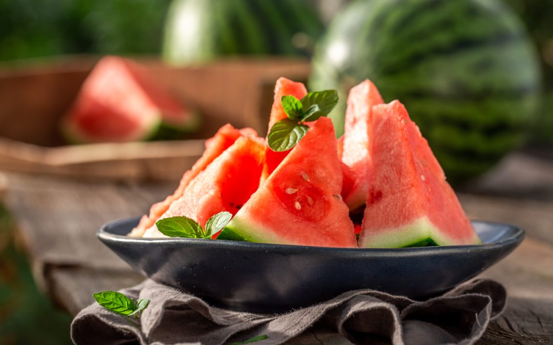 ¿La sandía es pura agua? ¿“Engorda”? ¿Tiene muchas calorías?