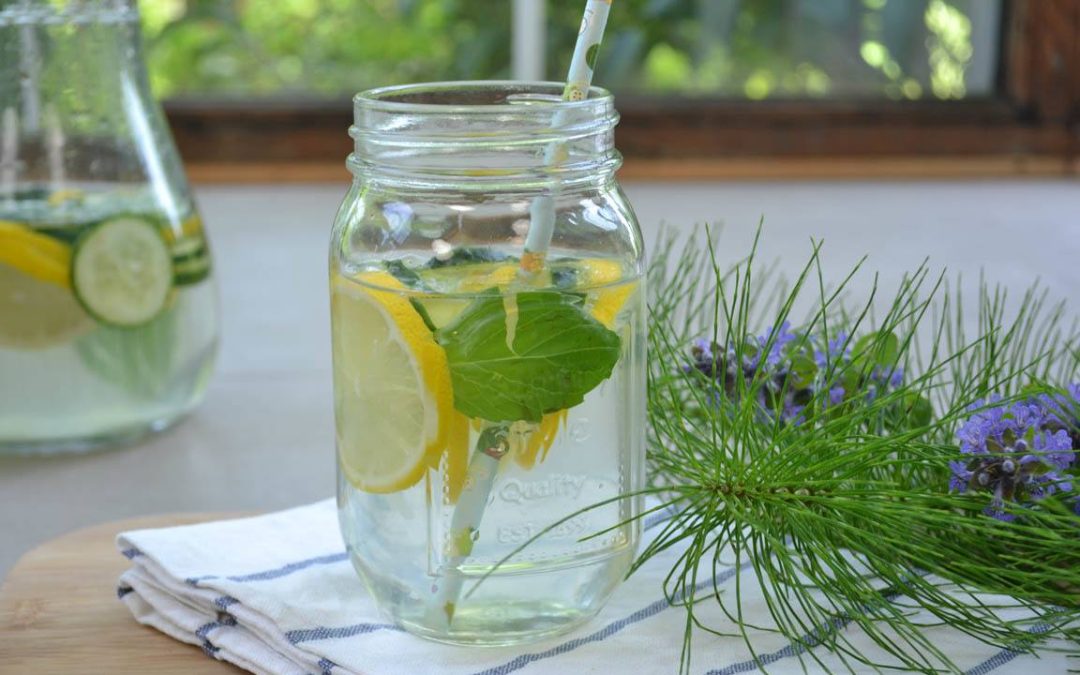 ¿Querés mantenerte hidratado, pero te aburre tomar agua?